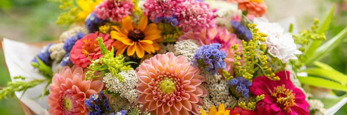 Summer bouquet beautiful multi colored fresh flower arrangement birthday bouquet made of summer flowers